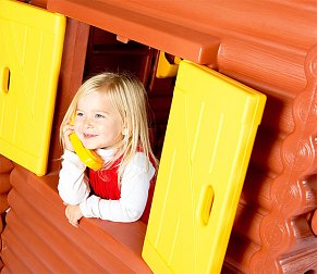 Little Tikes Log Cabin