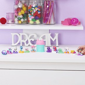 Spin Master Gabby's Dollhouse: Surprise Blind Mini Figure and Accessory (6060455)
