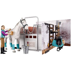 BRUDER Horse Barn Set