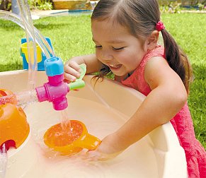 Little Tikes Fountain Factory Water Table