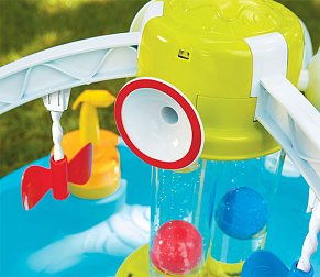 Little Tikes Fun Zone Battle Splash Water Table