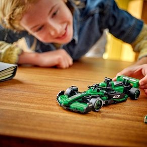LEGO Speed Champions KICK Sauber F1 Team C44 Race Car 77247 – Τεμάχια