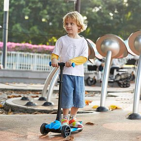 ePRO Ride Kick'n'Roll 3-Wheel Scooter with LED Lights (Ages 3–8) Blue