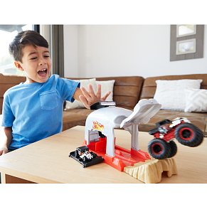 Hot Wheels® Monster Truck Σετ Παιχνιδιού Εκτοξευτές