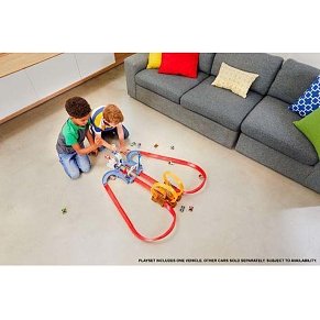 Hot Wheels® ΤΟ ΚΑΣΤΡΟ ΤΟΥ ΜΠΑΟΥΖΕΡ ΠΙΣΤΑ