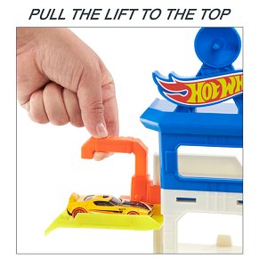 Hot Wheels® City Γκαραζ με Καρχαρια