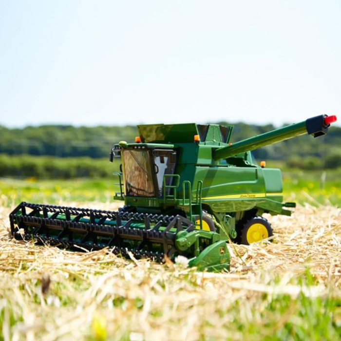 BRUDER John Deere Combine harvester T670i Toy Shop
