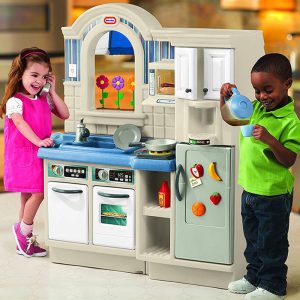 Little Tikes Inside-Outside Cook ‘n Grill Kitchen