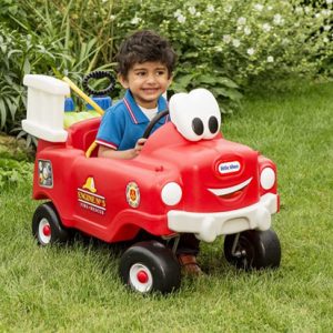 Little Tikes Spray & Rescue Cozy Fire Truck