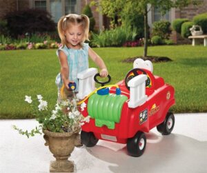 Little Tikes Spray & Rescue Cozy Fire Truck